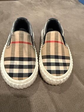 Burberry Kids Plaid Slip-On Sneakers in Beige, Black & Red